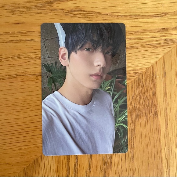 TXT Tomorrow X Together Soobin Sanctuary Album Photocard (Angel Version) - Picture 1 of 2